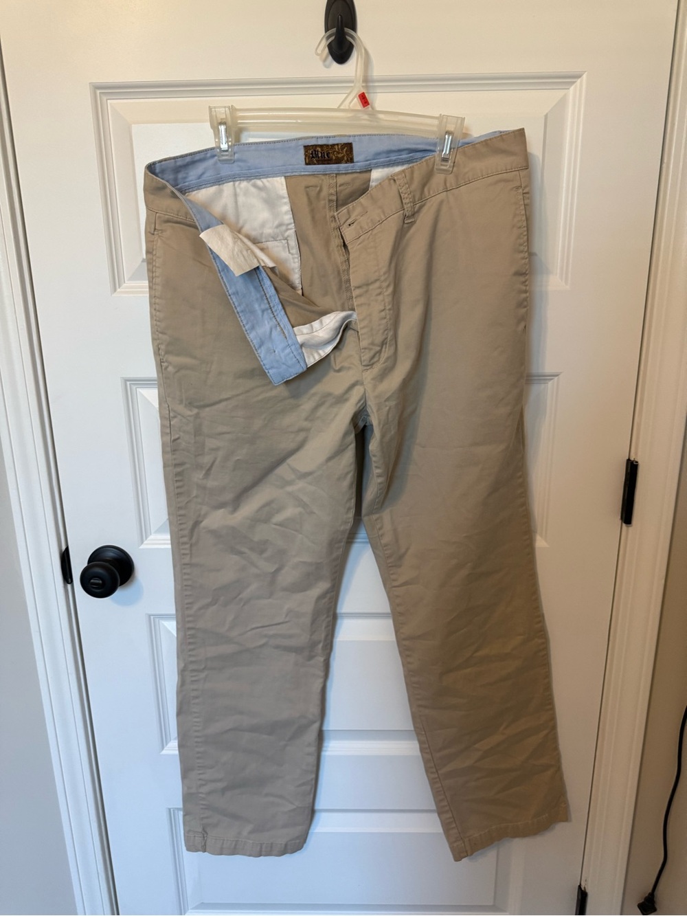 Men's Khaki Pants - Classic Straight Fit